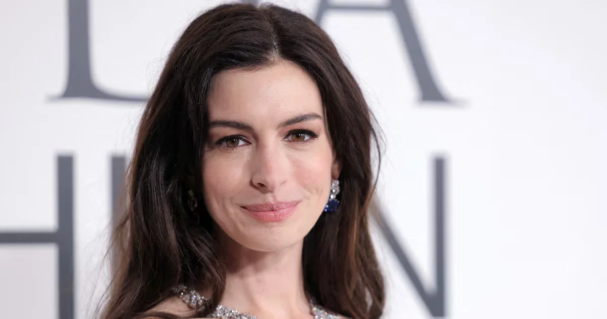 Anne Hathaway Teases a Possible Facelift Down the Road