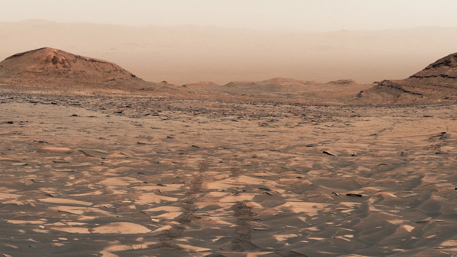 Curiosity climbs to 1 kilometer on Mars with Valle Grande panorama