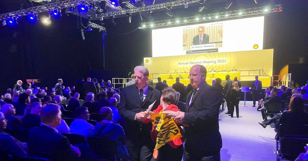 Climate protesters attempt to disrupt Shell shareholder meeting.