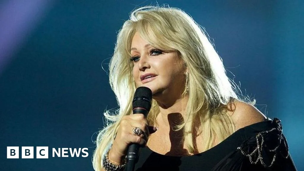 Swansea bids heartfelt farewell to Bonnie Tyler