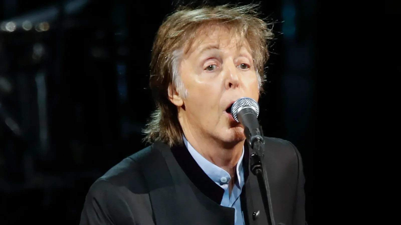 Taylor Swift wedding surprise: Paul McCartney performs a rare Beatles classic