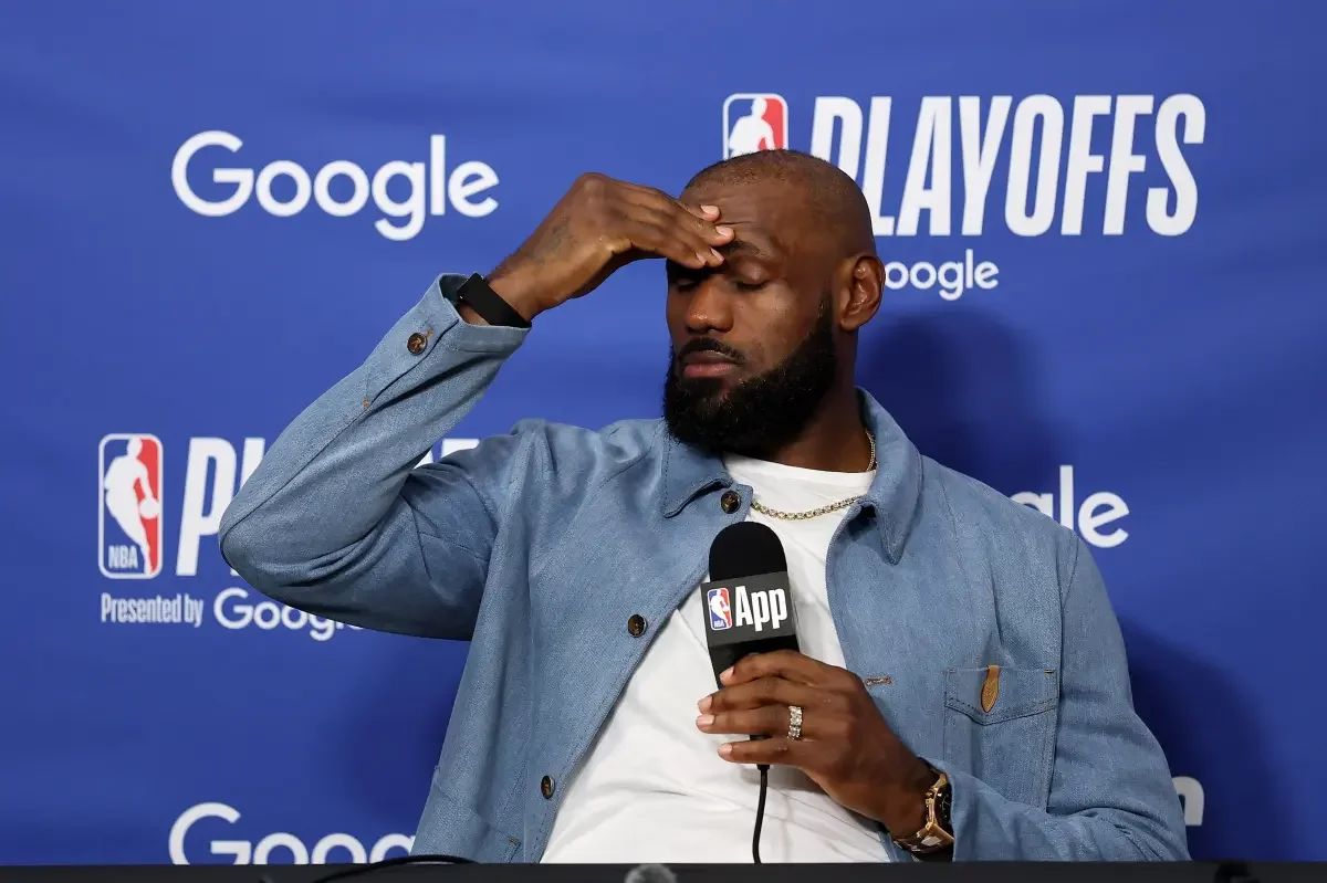 LeBron James Signals Retirement Timeline Ahead of Lakers Offseason