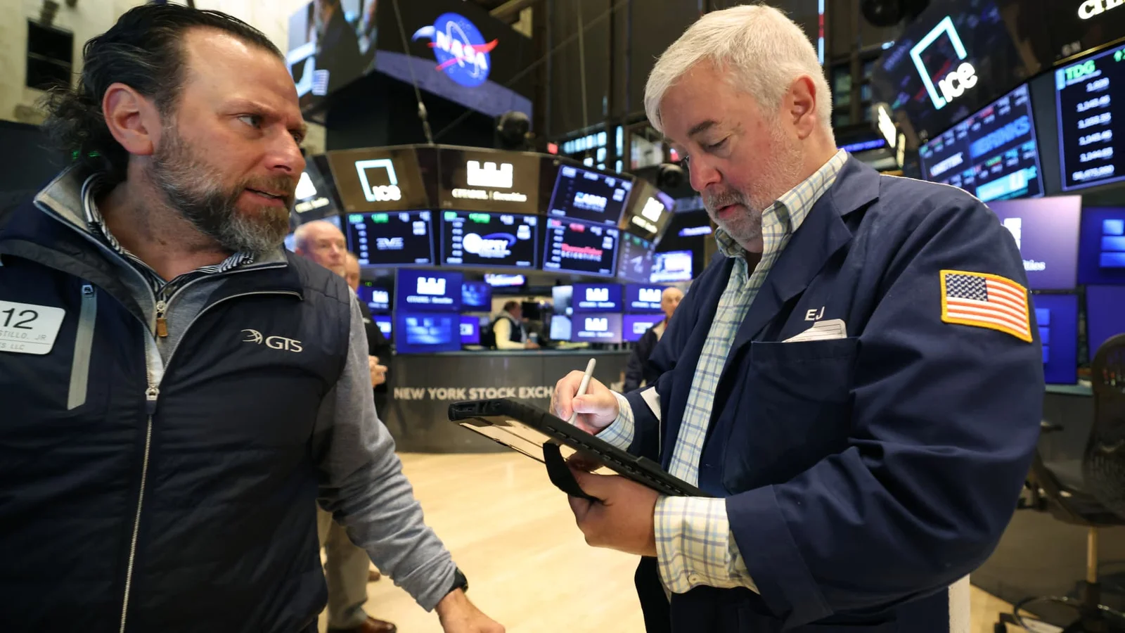 Markets Hold Steady as Investors Weigh Middle East Tensions and Big Earnings Week