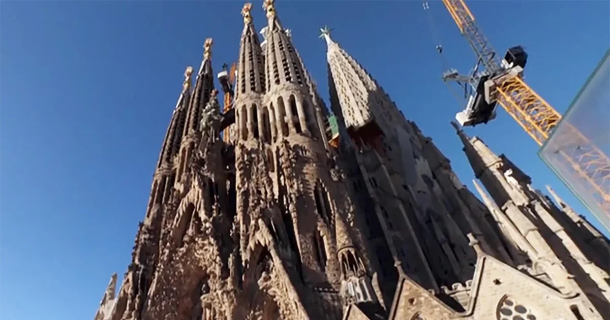 Gaudí’s Dream Rises as Sagrada Família Becomes World’s Tallest Church