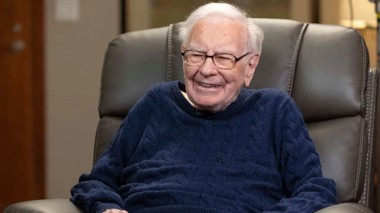 Buffett pivots philanthropy, pausing Gates donations and fast-tracking a 2034 payout