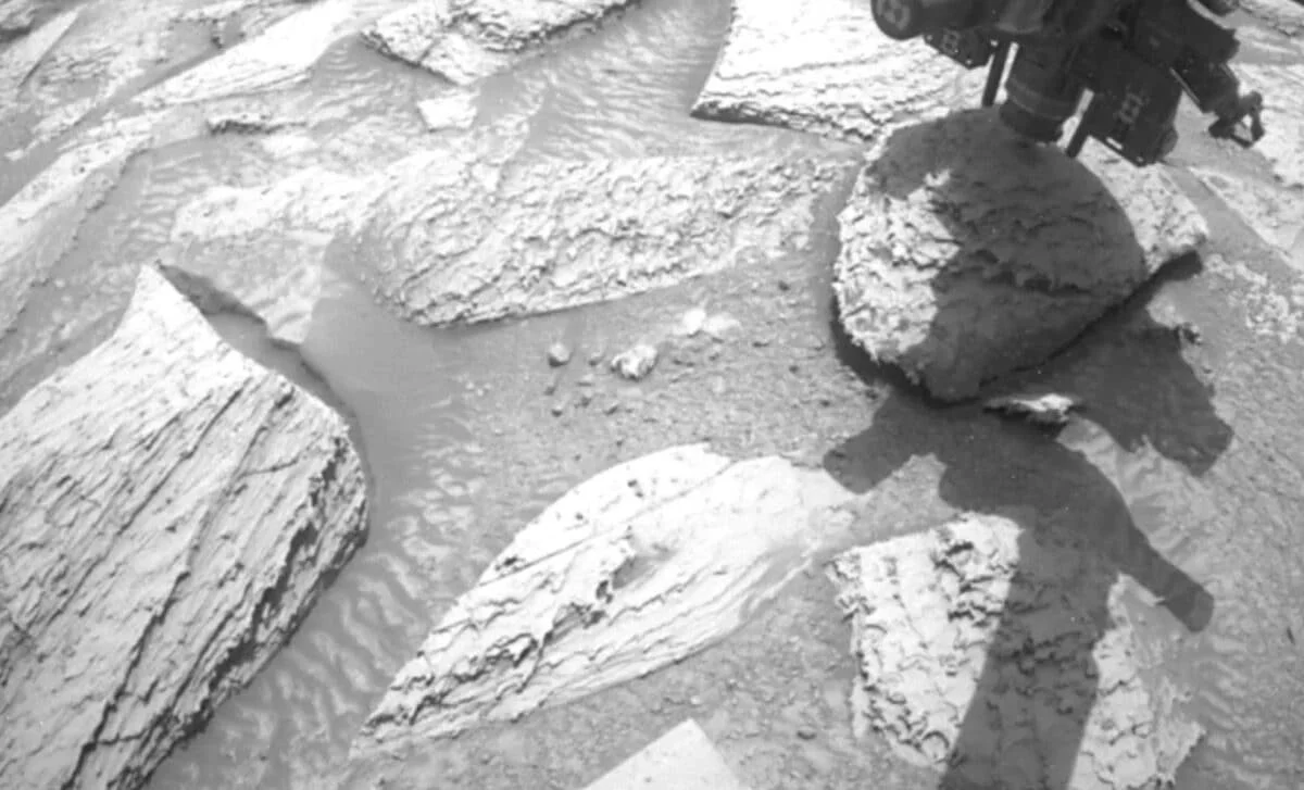 Mars’ Marathon Wheels: Curiosity’s Six-Year Tale of Wear and Wind