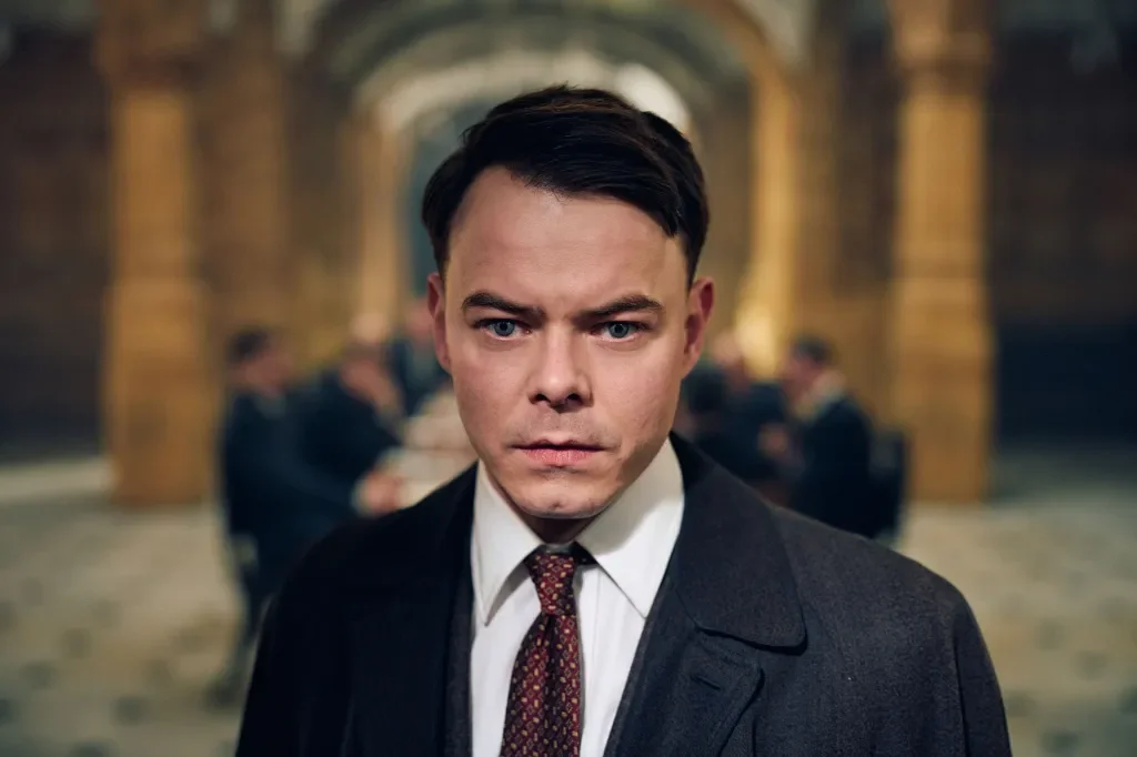 Stranger Things Star Charlie Heaton Joins Peaky Blinders Sequel as Charles Shelby