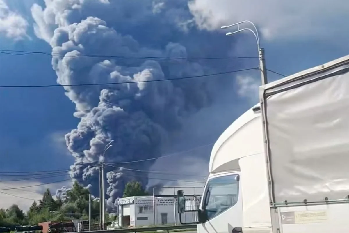 Ukraine drone strikes hit Wildberries warehouse as Russia reports fatalities in Moscow region