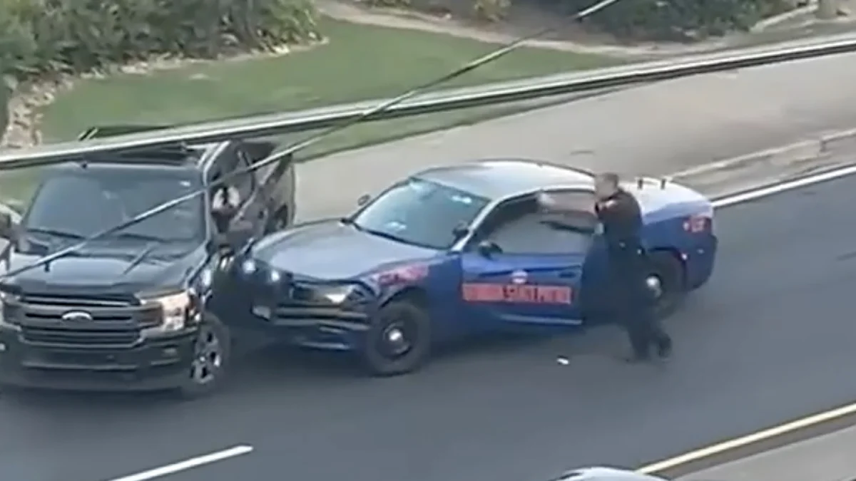 Rampaging Driver Escapes Atlanta Cops, Injures Pedestrians in Donut Frenzy