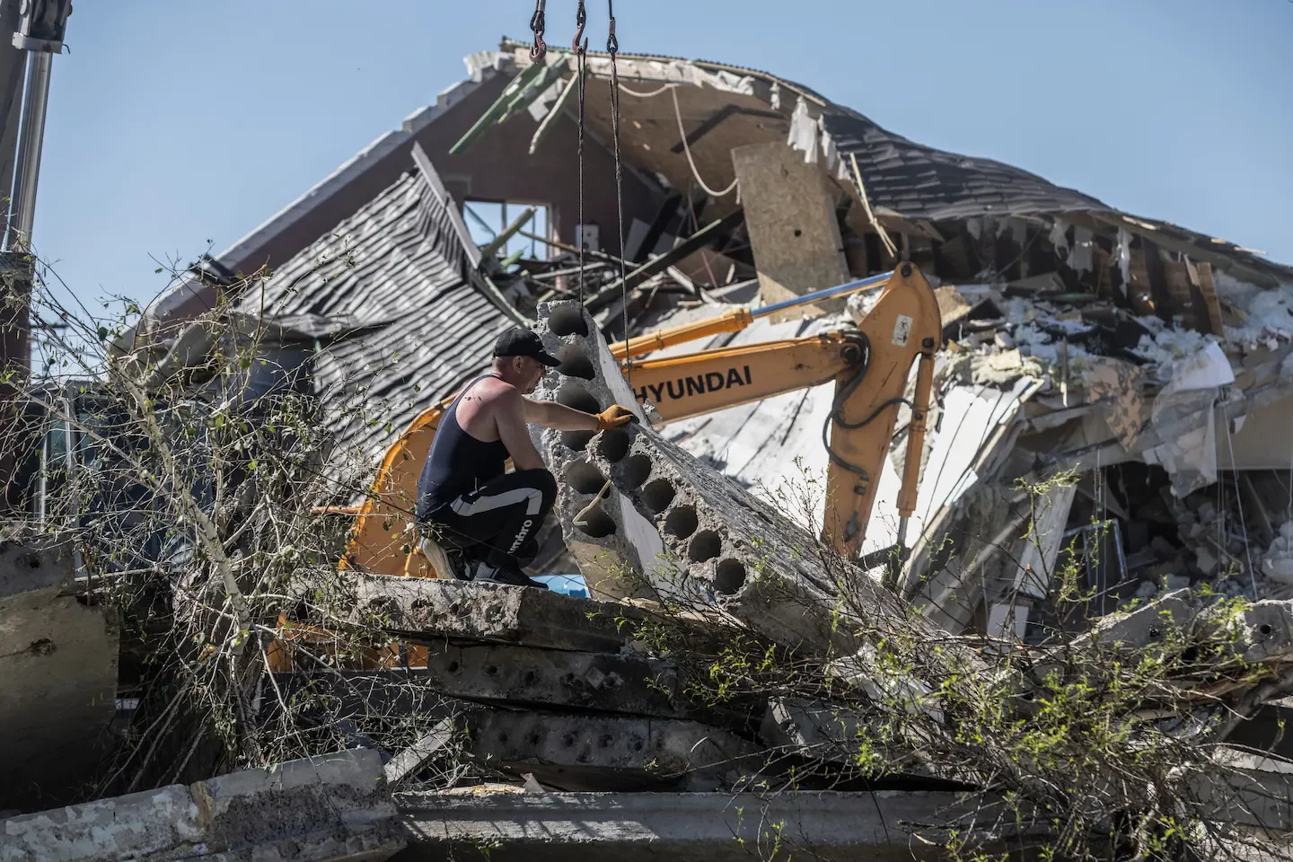 Russia claims victory in thwarting Donetsk attack and reports strike in Belgorod.