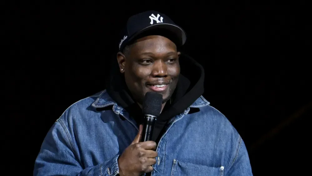 Che Quits Hart Roast and Calls Out White-Written Jokes