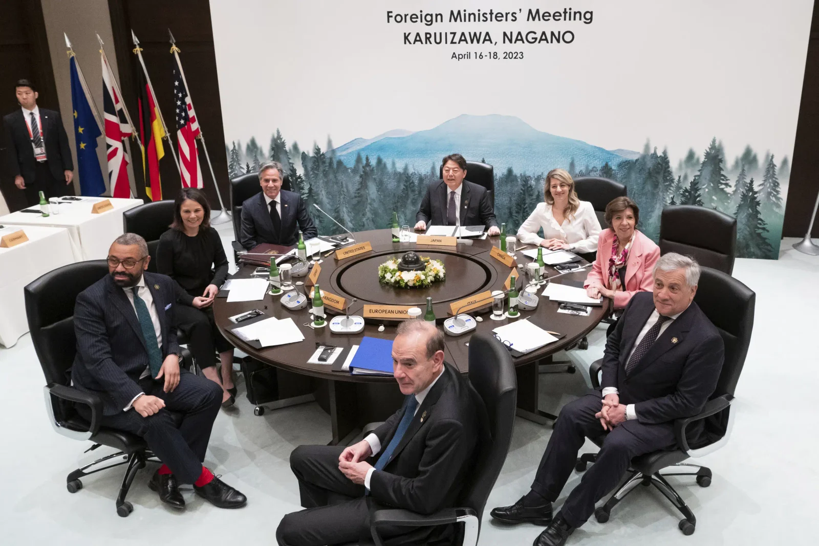 G7 unites against Russian and Chinese aggression.