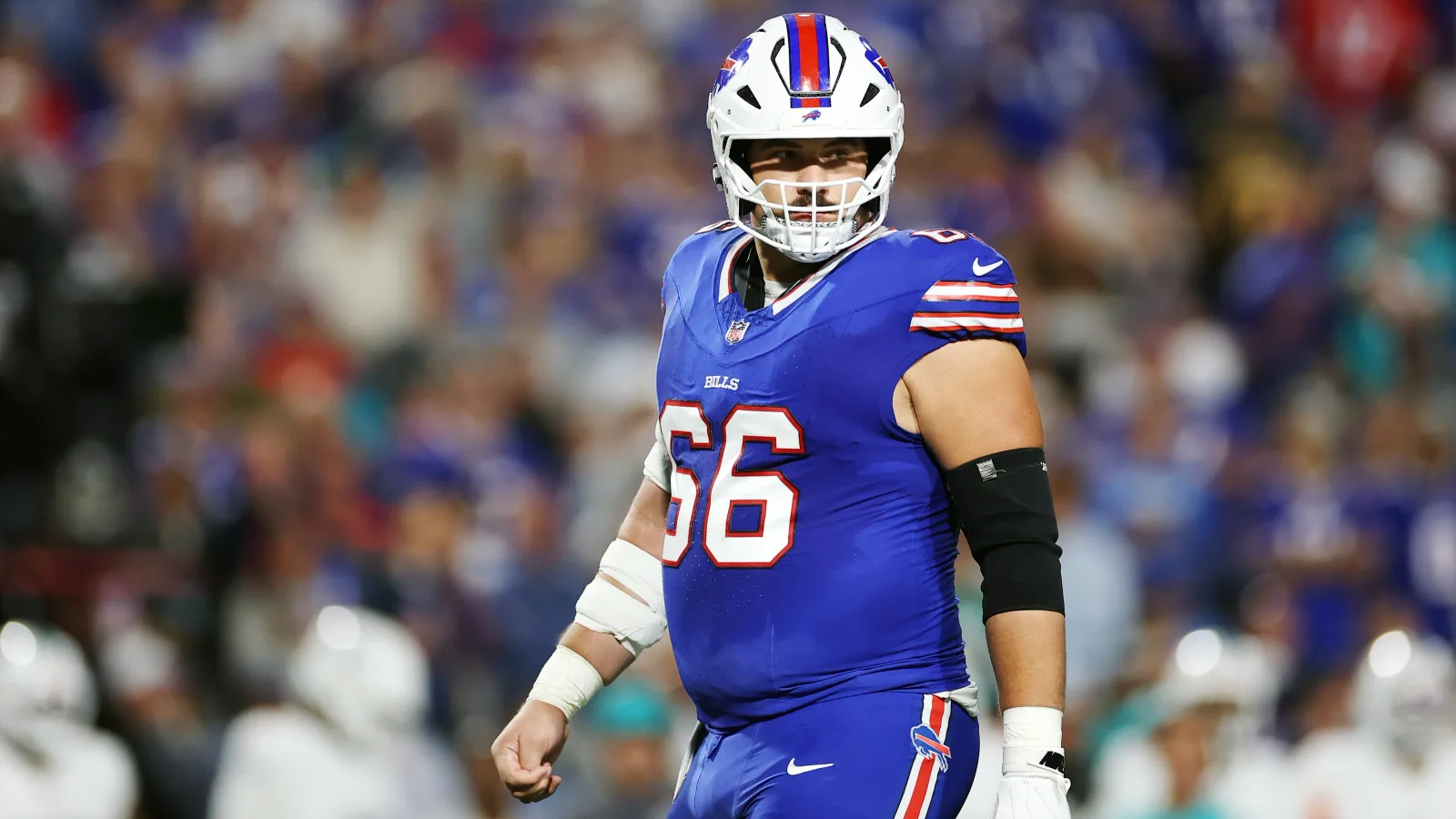 Bills pack Highmark Stadium for historic first practice