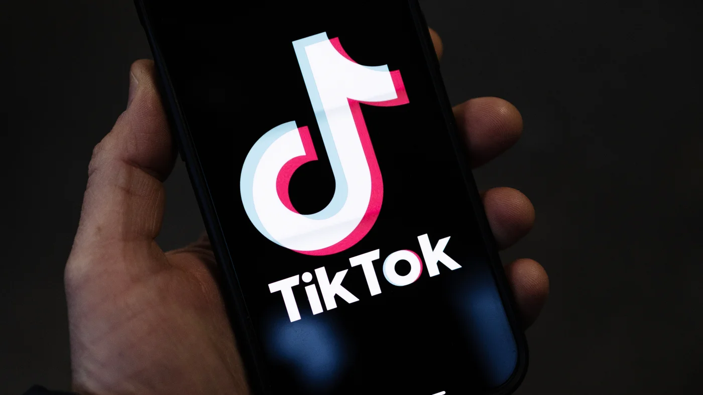 TikTok faces potential nationwide ban as U.S. demands sale.