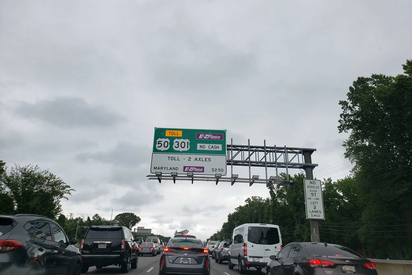 Navigating Memorial Day Weekend Travel: Tips and Warnings.