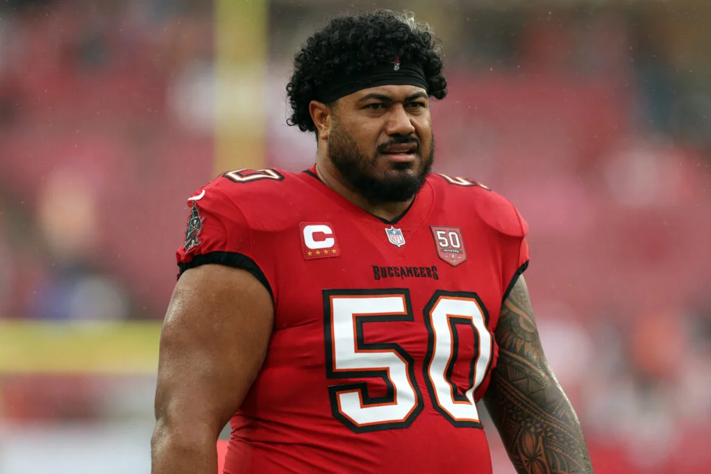 Vita Vea Requests Trade as Bucs Face Contract Gridlock