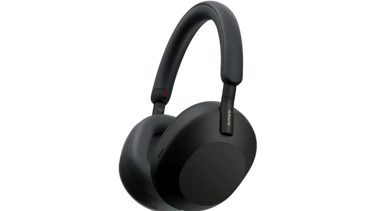 Sony WH-1000XM5 Headphones Slashed 50% on Amazon, Outshining the Competition