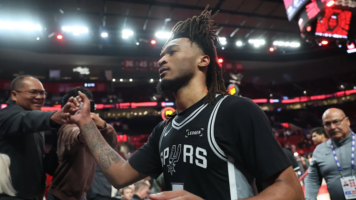 Castle Arrives as Spurs Clinch Series, Ready for Thunder Grind