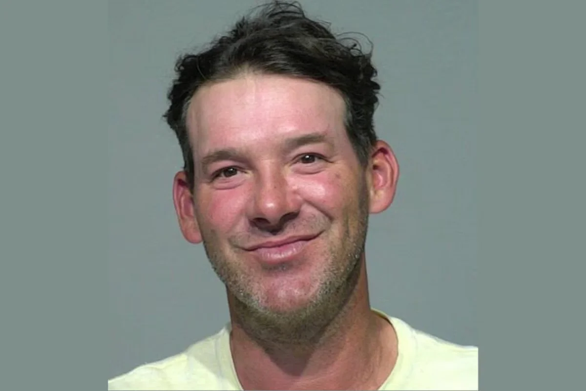 CBS keeps Tony Romo on leave as OWI case unfolds