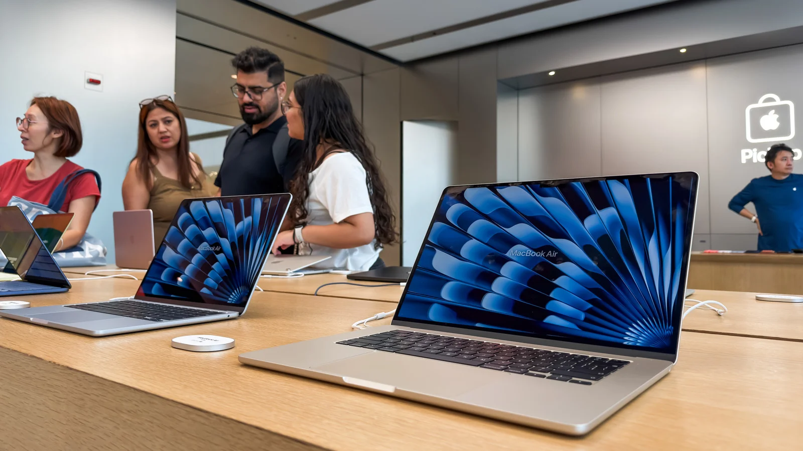 How Long Should Your MacBook Last? OS Support, Hardware, and Real-World Use