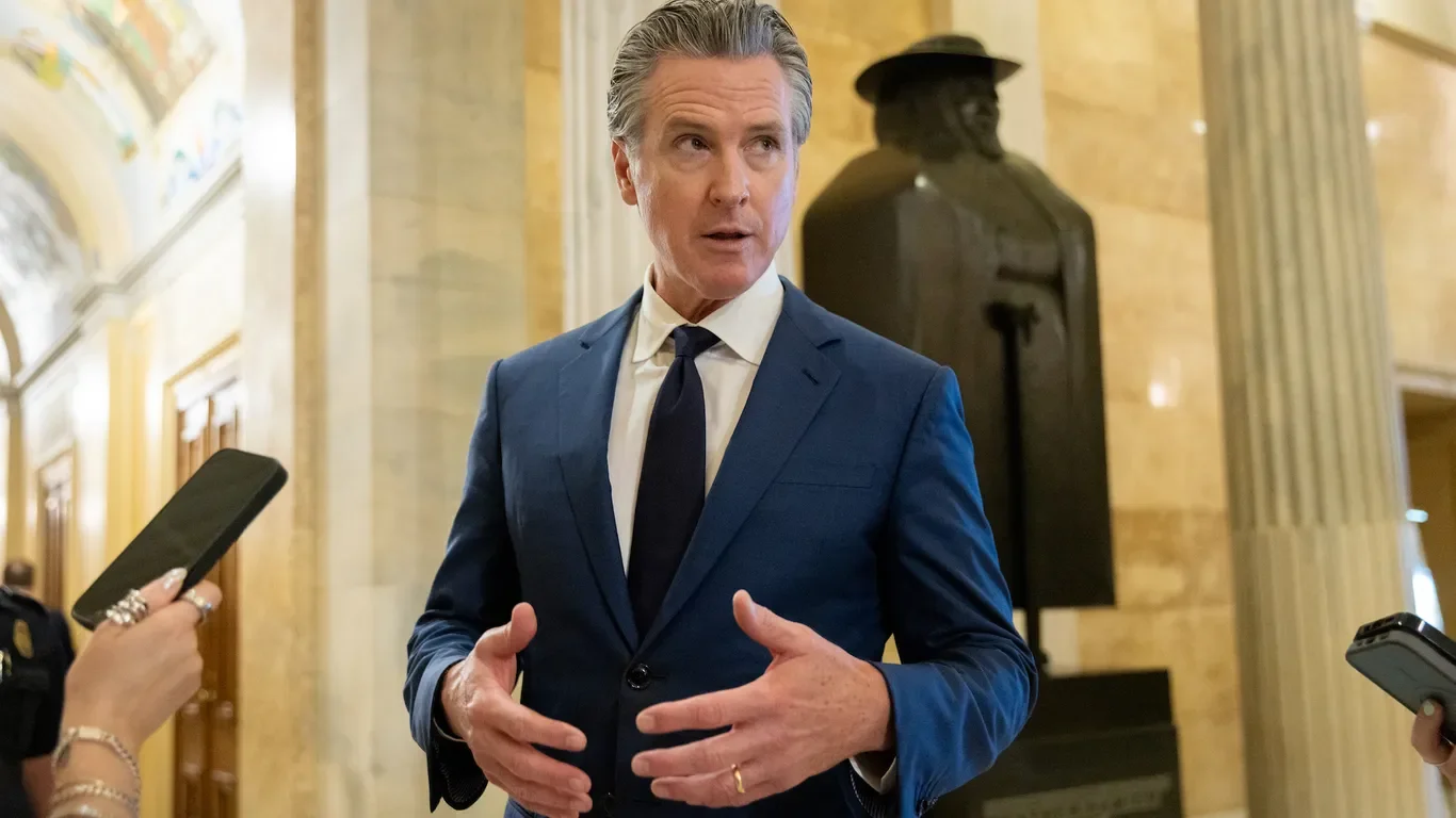 Newsom alleges DOJ probe as Trump-era politics collide with 2028 bid