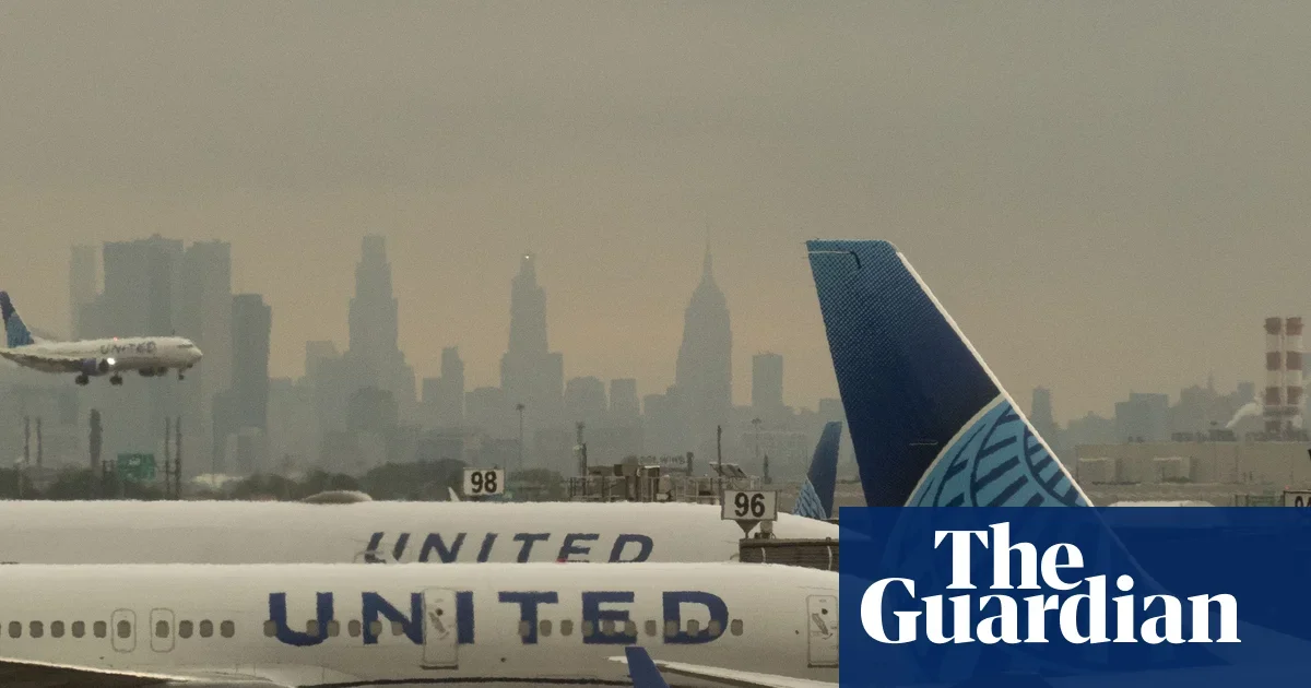 Window seats with no views: judge lets United and Delta lawsuits move forward