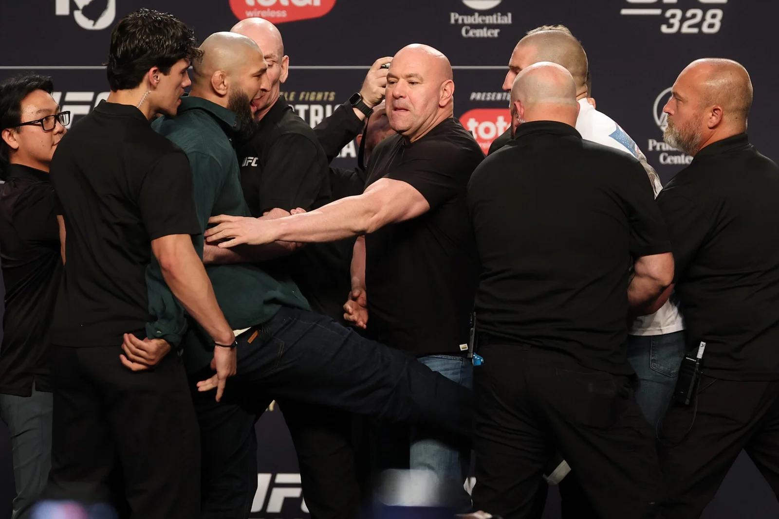 Chimaev Favored to Defend UFC 328 Title Despite Weigh-In Dip