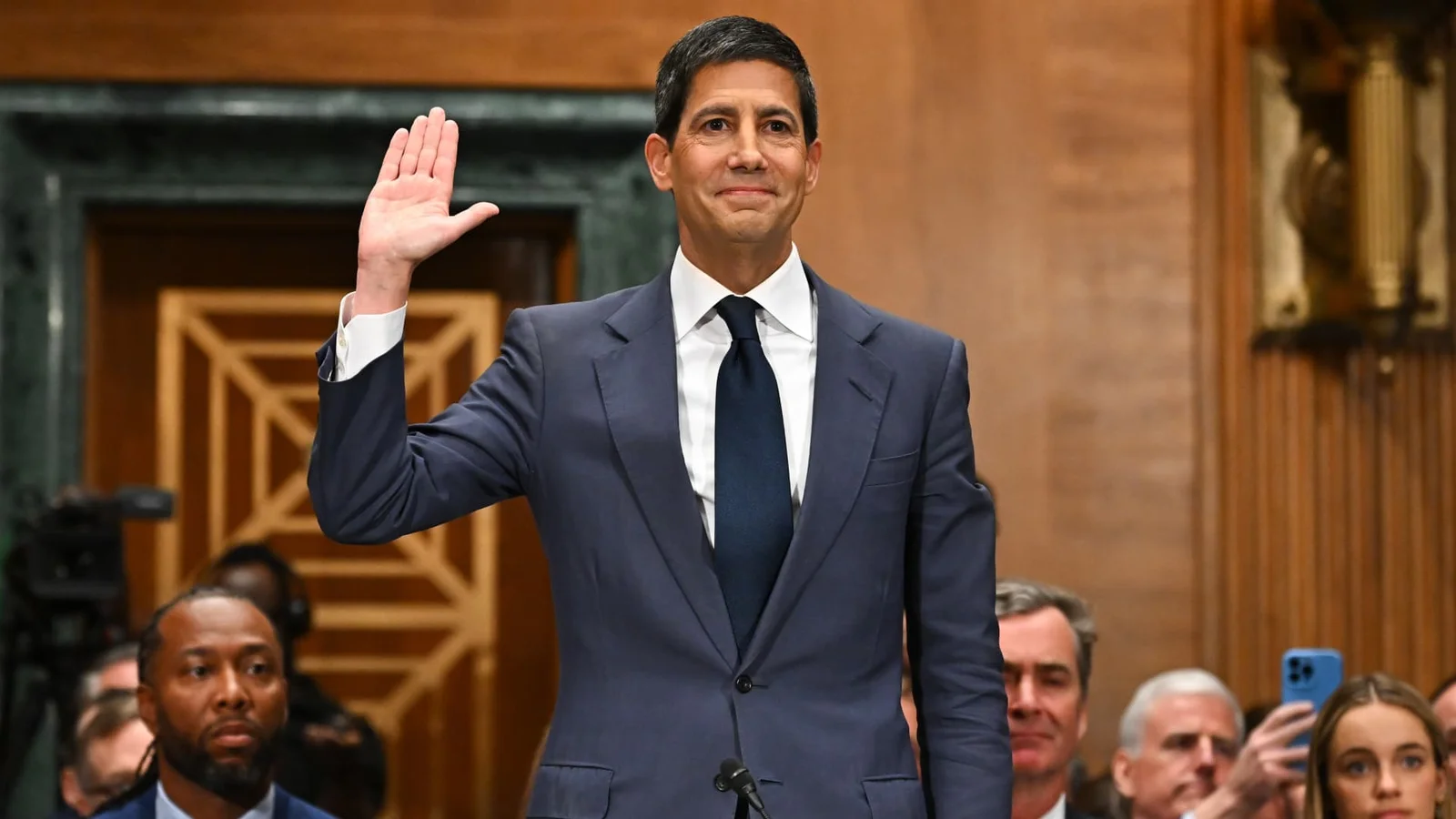 Warsh Seeks 'Chairman' Title as Fed Debut Approaches