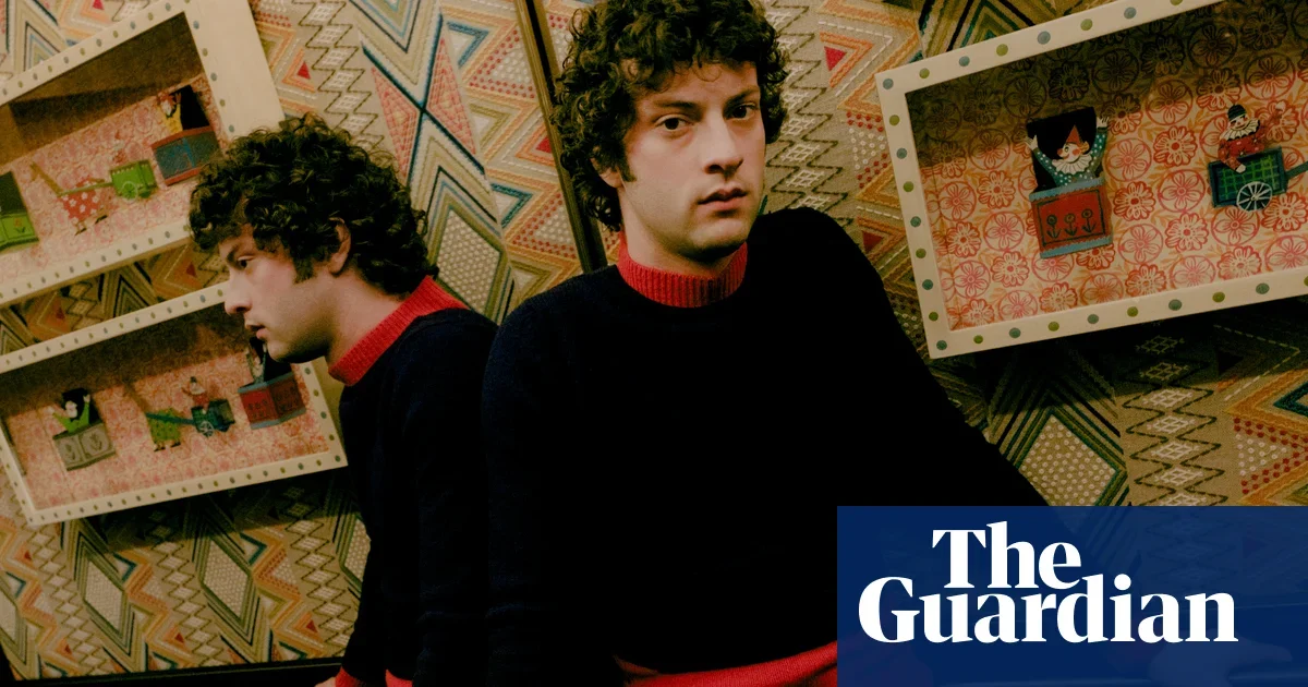 Sessa channels a rebellious 1970s Bourdain in Tony