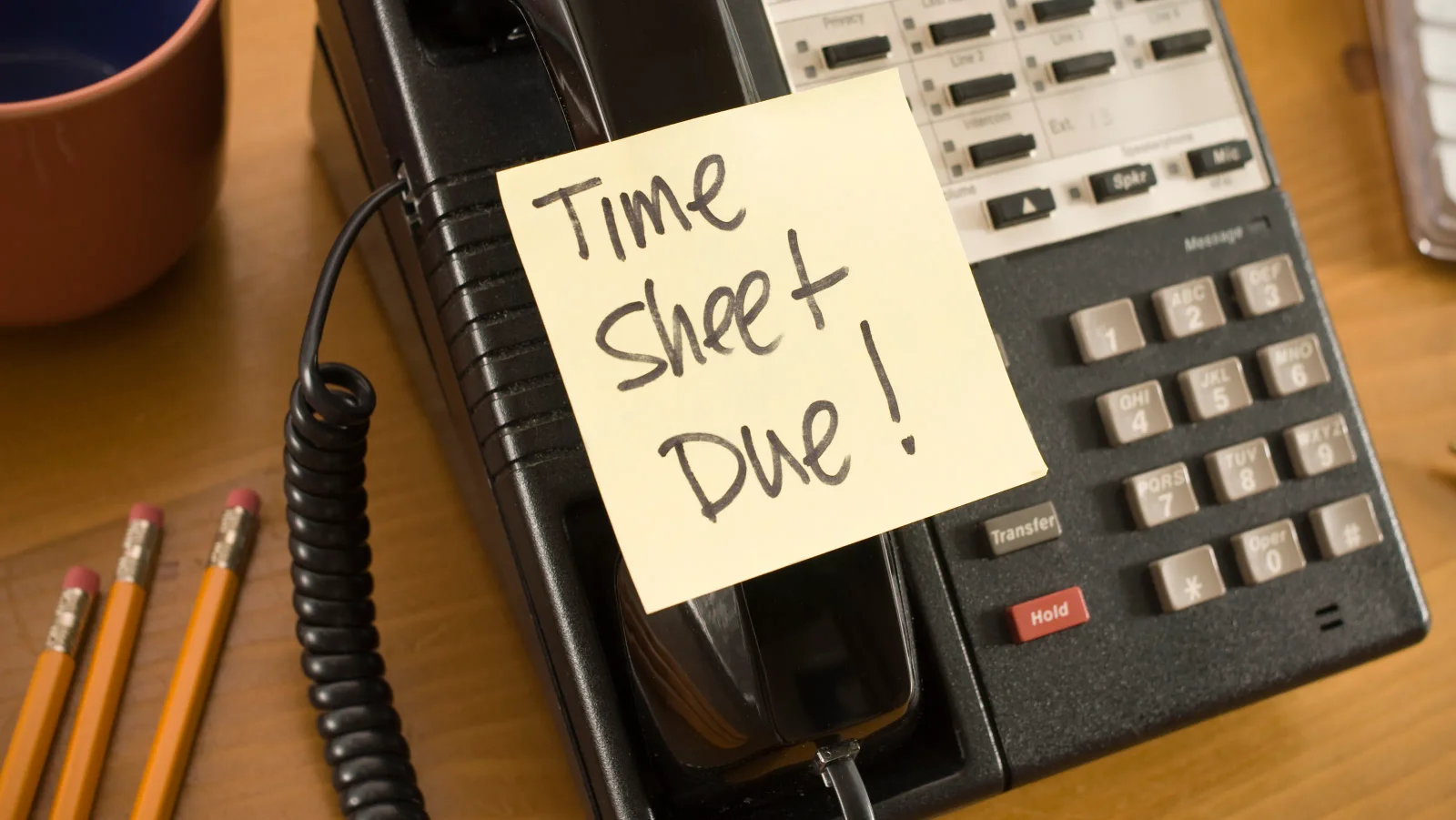 Congress weighs phased 32-hour workweek with no pay cut