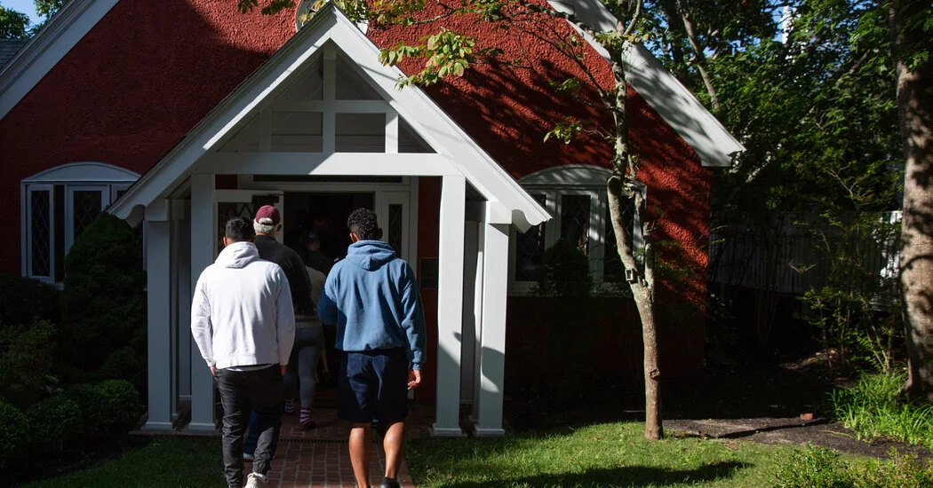 California Officials Request Federal Investigation into Florida's Migrant Transport