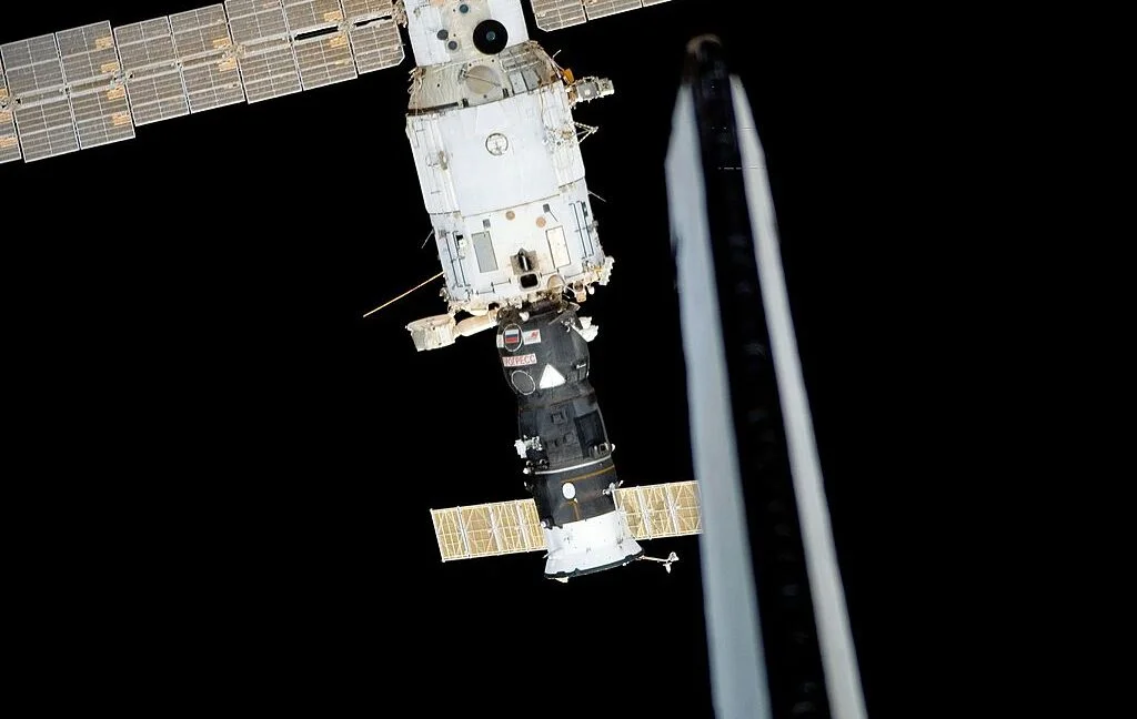 ISS cracks spur pensioned PrK module as NASA–Roscosmos reach a decommissioning deal