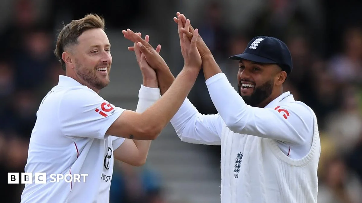 Robinson, Tongue spearhead England to Headingley win over Pakistan