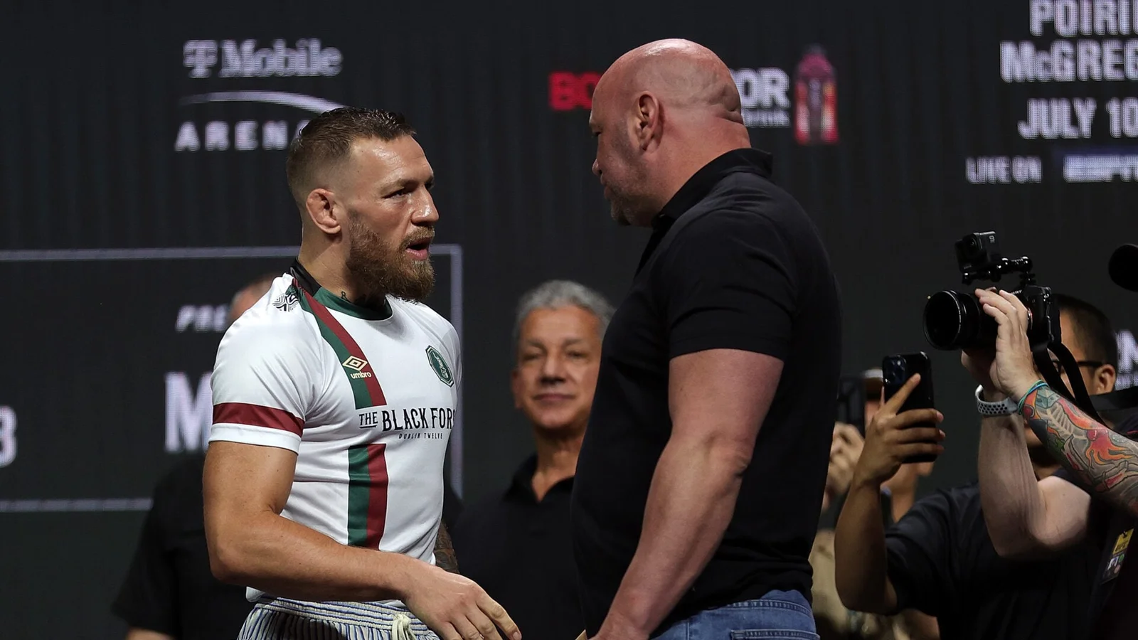 McGregor lands fresh UFC deal for July comeback vs Holloway