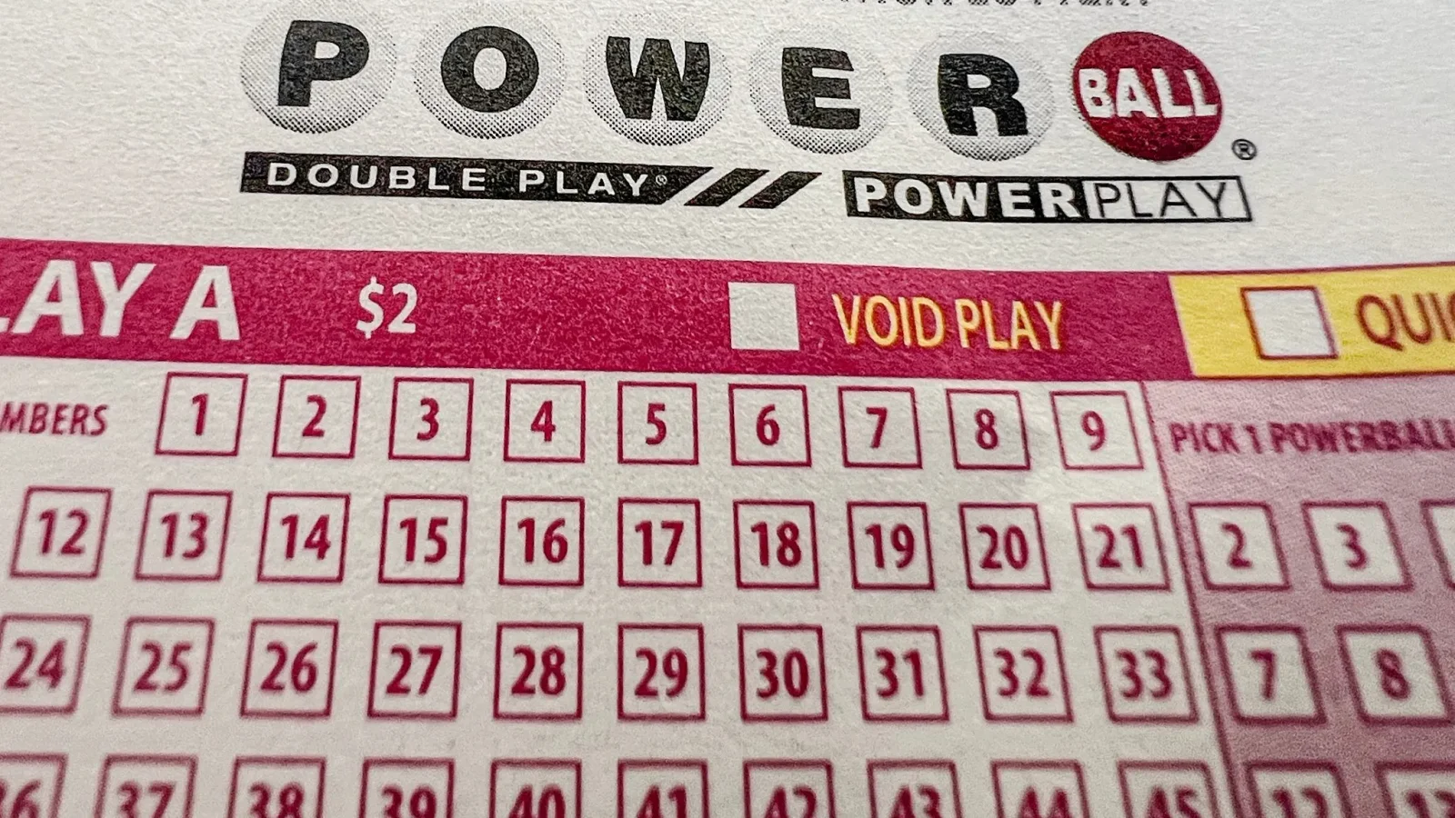 Powerball nears $1B as $975 million jackpot grows