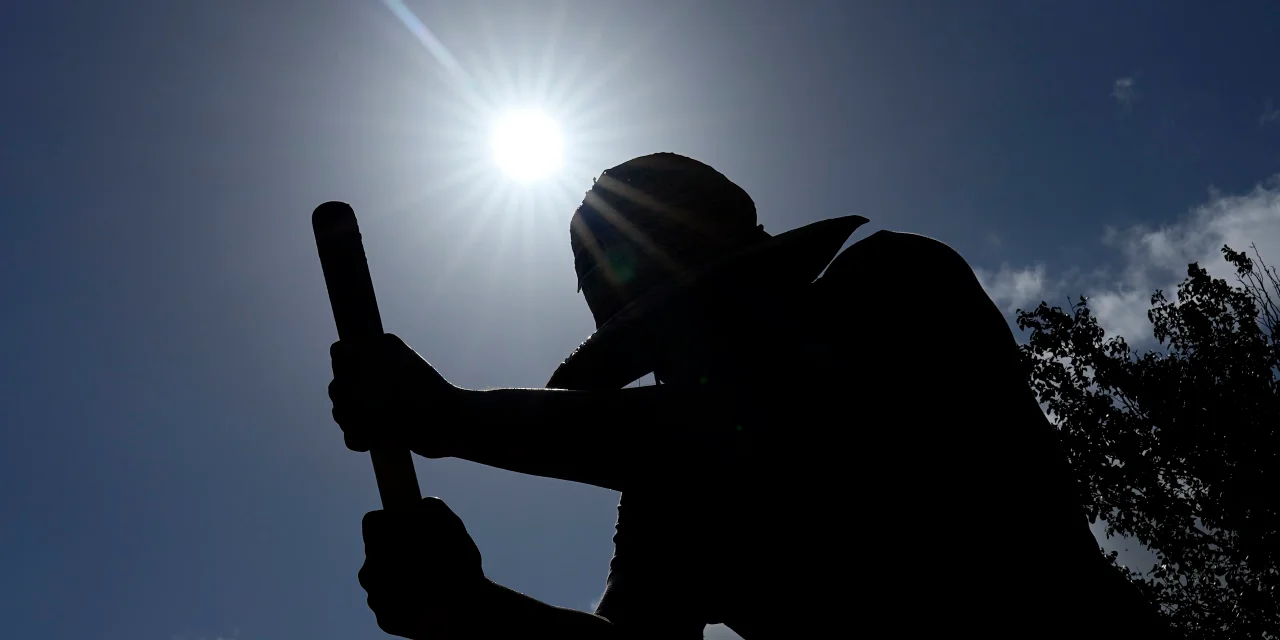 "Unrelenting Texas Heatwave Sweeps Across the U.S."