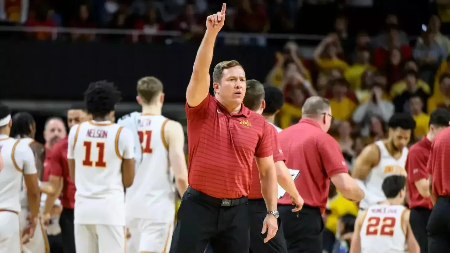 Otzelberger lands 10-year extension to lead Cyclones through 2036