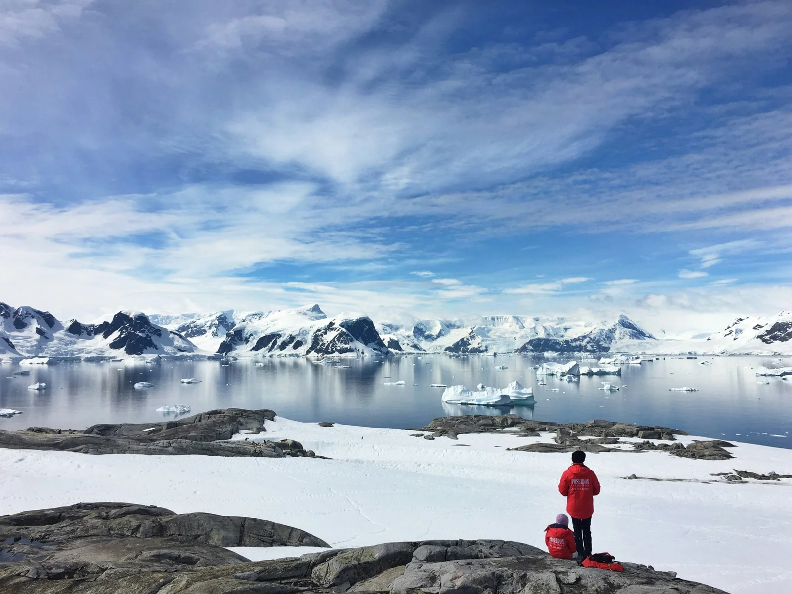 Winter Ice Vanishes in West Antarctica, Alarm Bells for the Ice Sheet