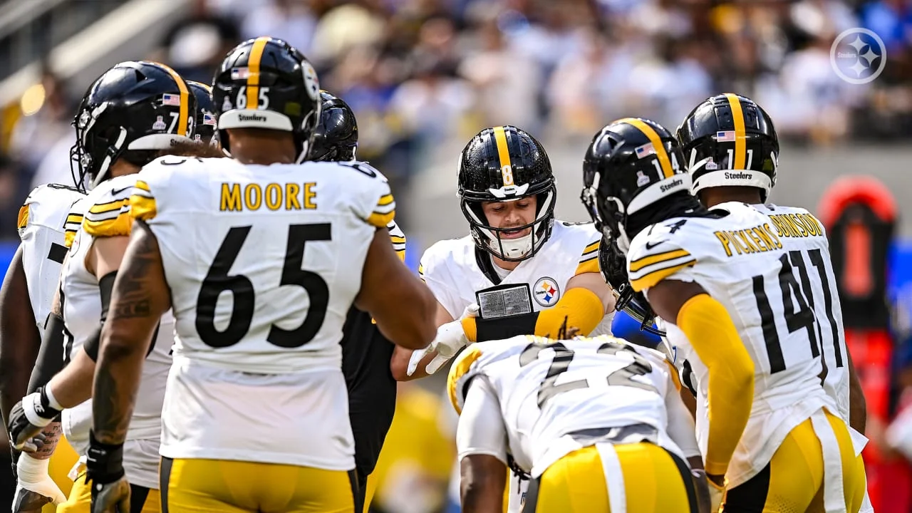 "Steelers Secure Victory Against Rams in Controversial Finish"