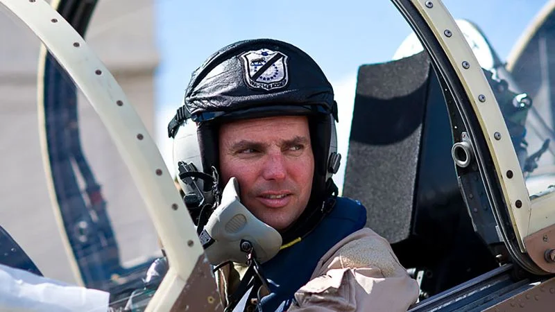 Ex-US Marine and 'Top Gun' pilot fights extradition for training Chinese military pilots