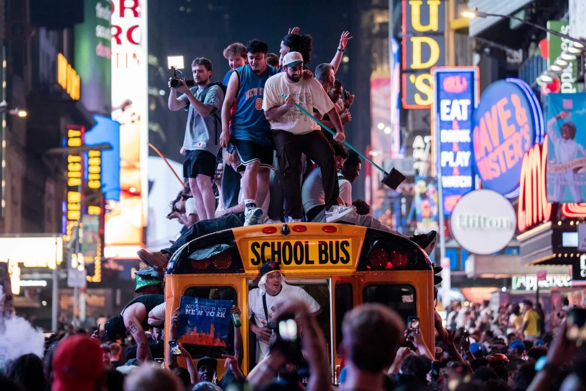 Knicks Victory Triggers Destruction of World Cup Shuttle Buses in Manhattan