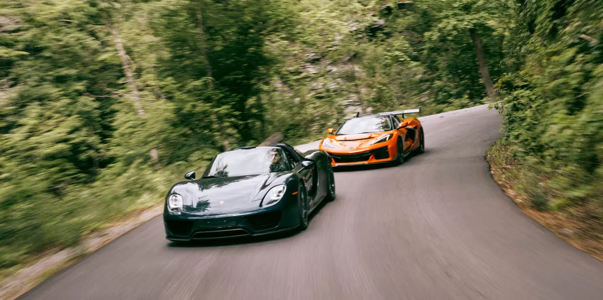 Hybrid Thunder Meets Classic Hypercar: Corvette ZR1X Takes On the Porsche 918 Spyder