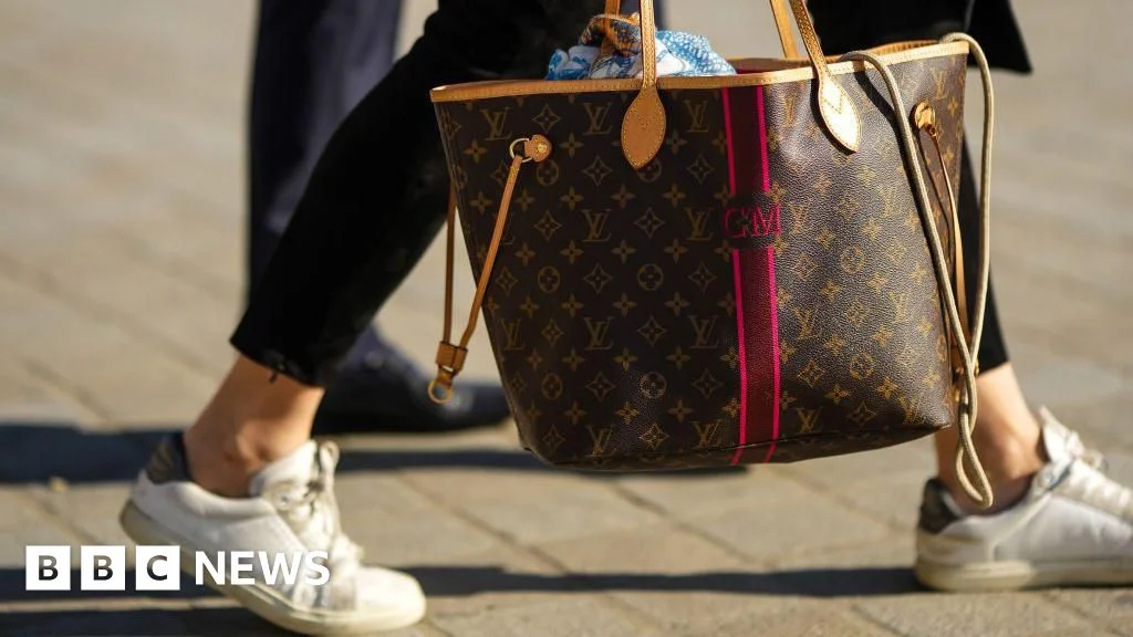 Vietnam tightens crackdown on global counterfeit market despite ongoing demand