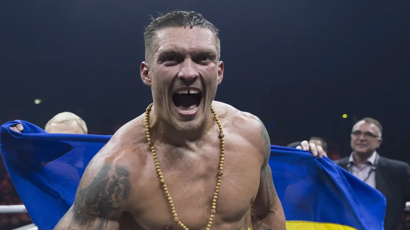 Usyk vs Verhoeven Headlines Giza Boxing Night With Ringwalk Times