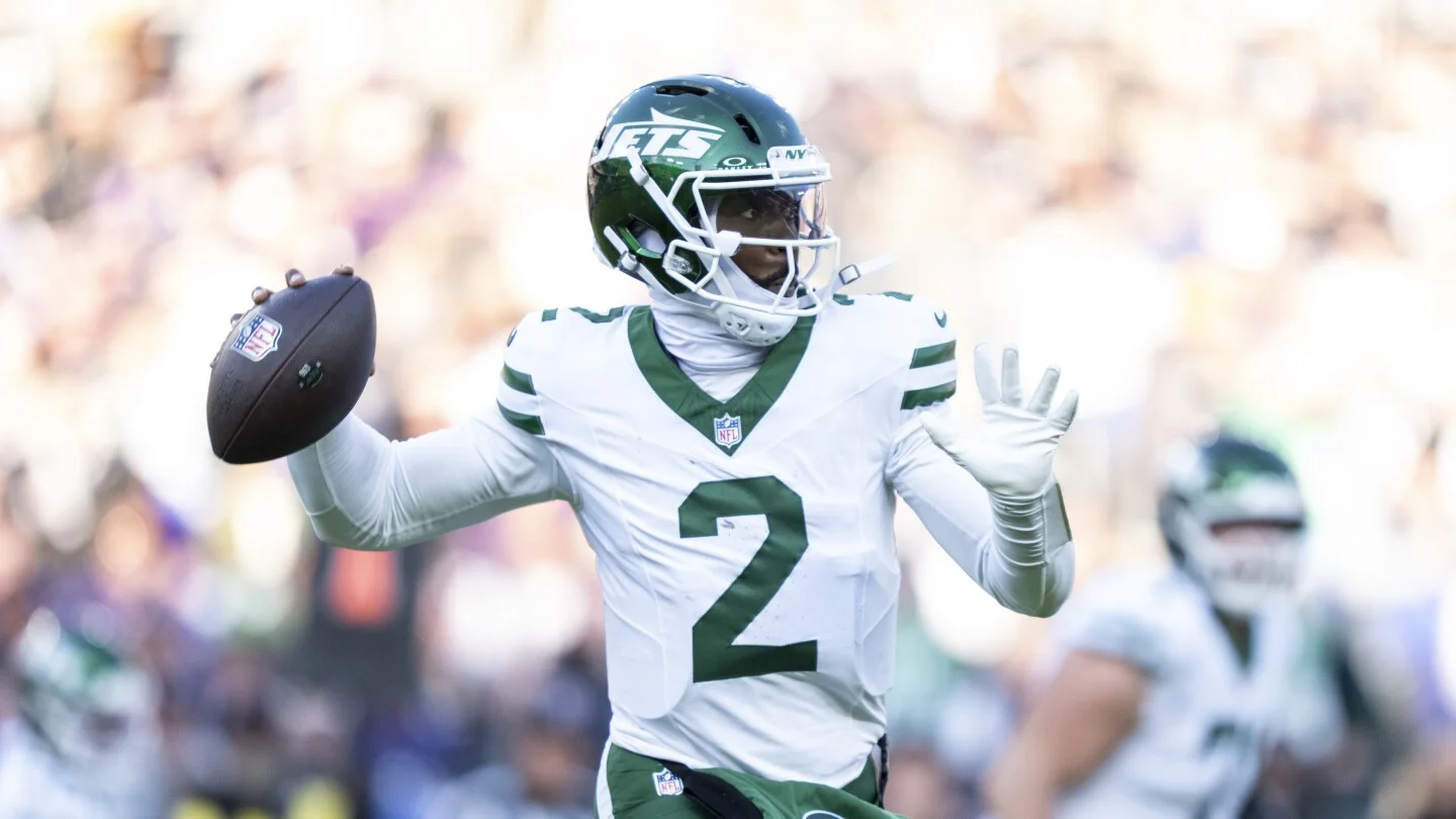Packers add veteran backup Tyrod Taylor to QB room