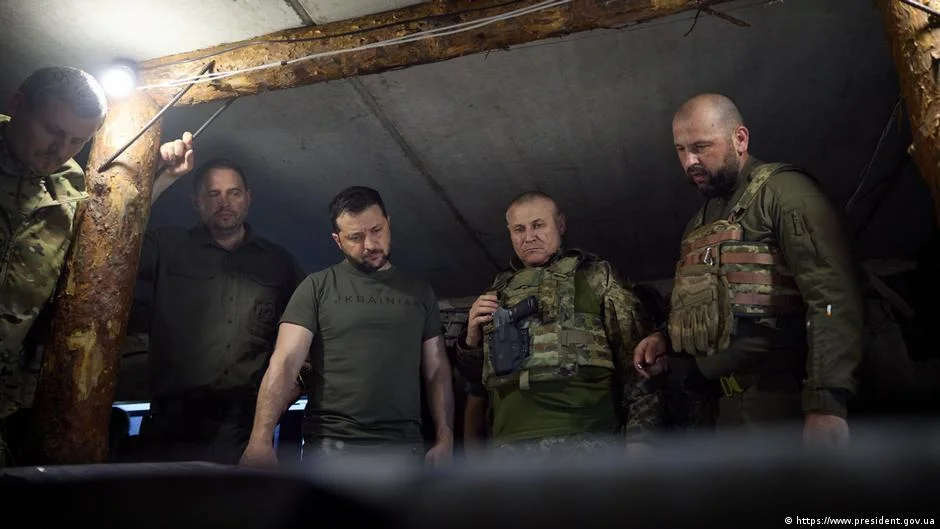 Zelenskyy reports progress in all sectors of Ukraine.