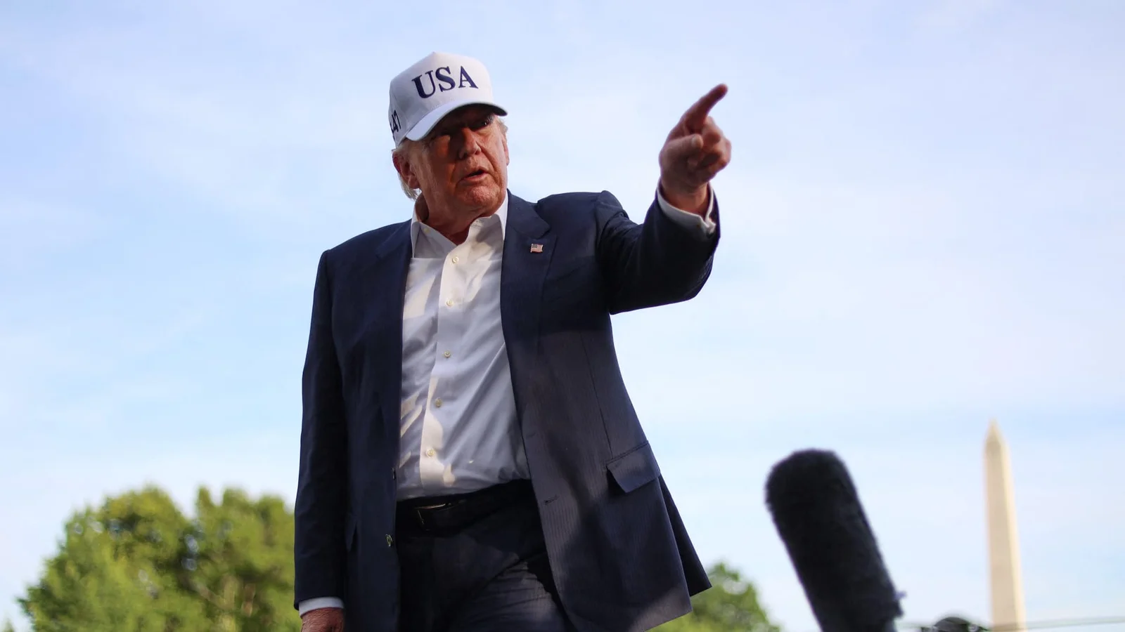 Trump Sets Camp David Cabinet Session Amid Iran Talks