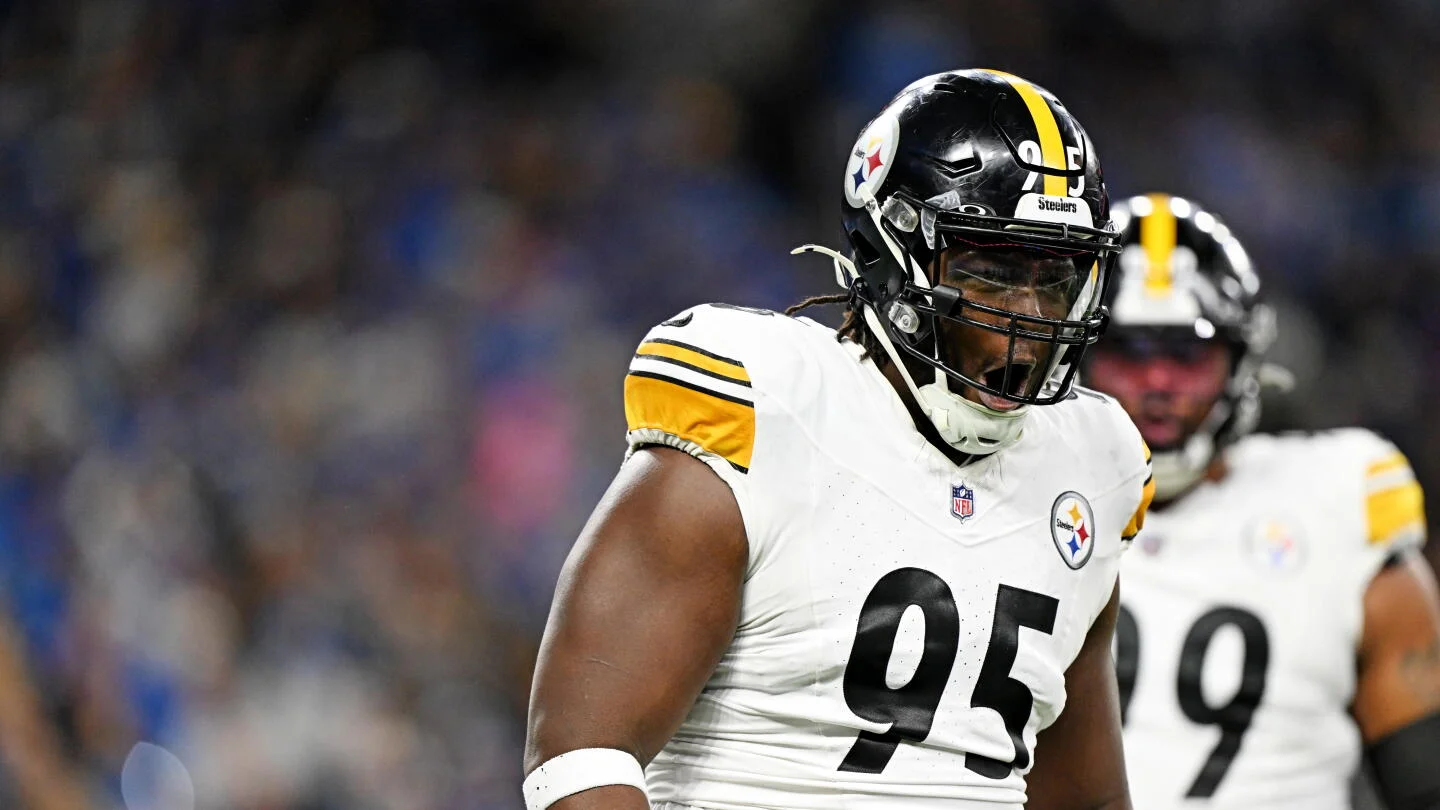Steelers lock up Benton with four-year, $72M extension