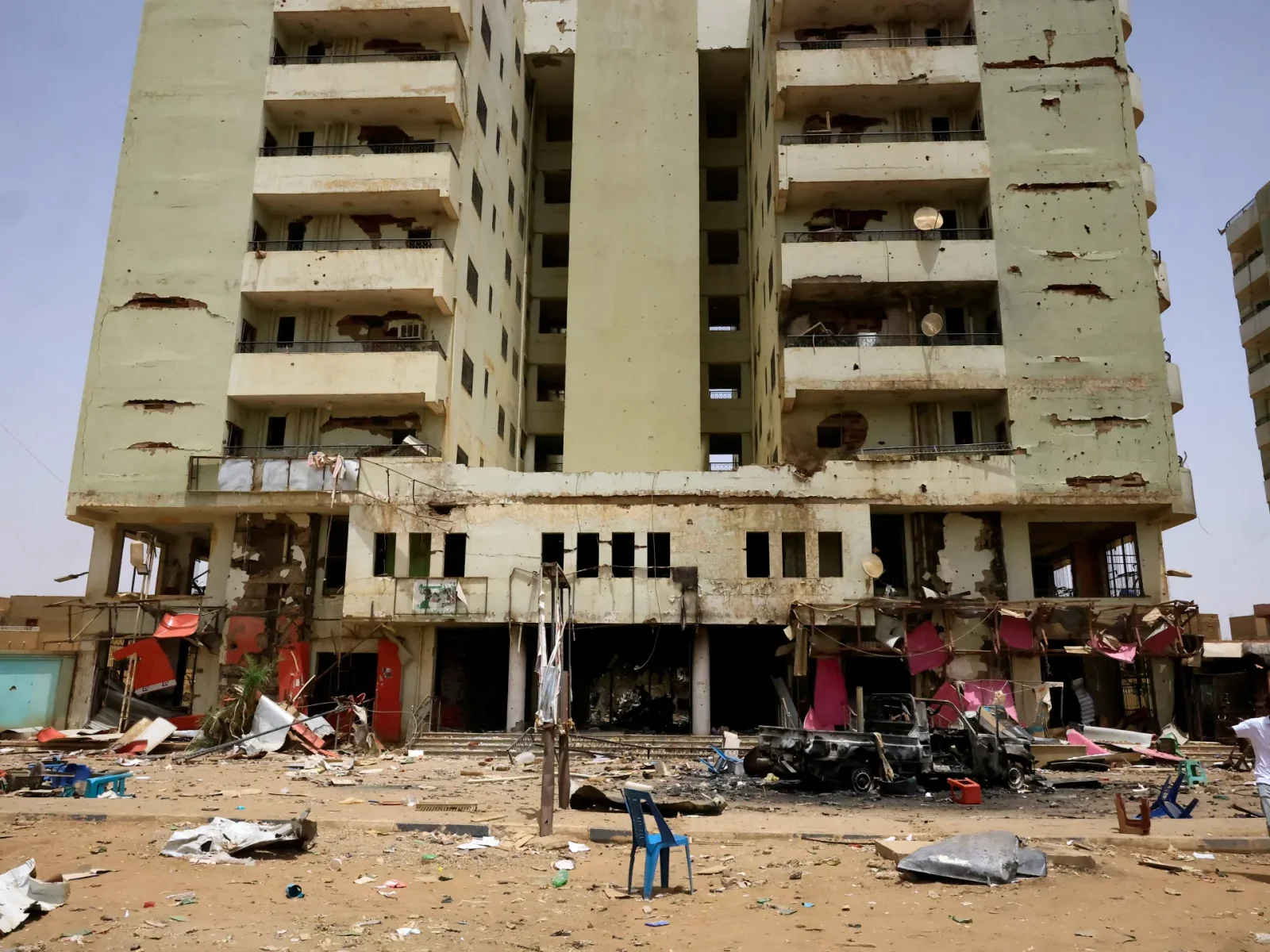 Sudan's Ceasefire Extension Fails to Halt Ongoing Fighting and Humanitarian Crisis