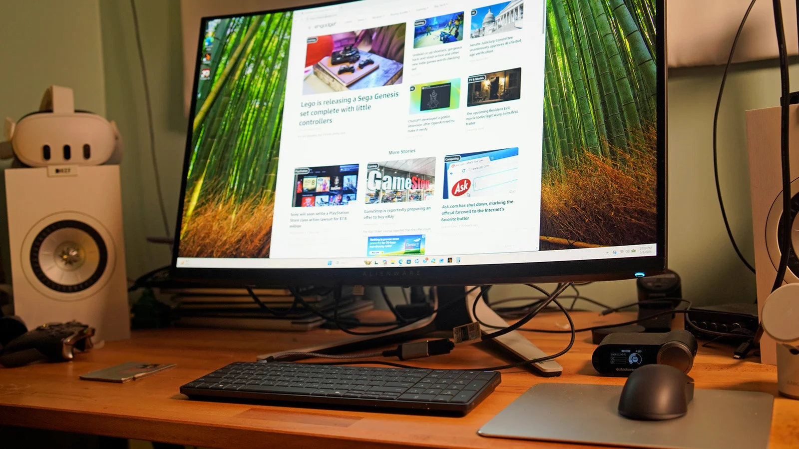 HP's EliteBoard G1a: A Full Desktop in a Keyboard, Built for IT—Not for Consumers